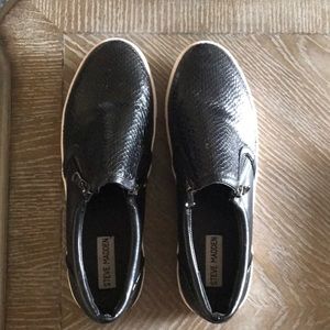 Steve Madden snakeskin slip on sneaker